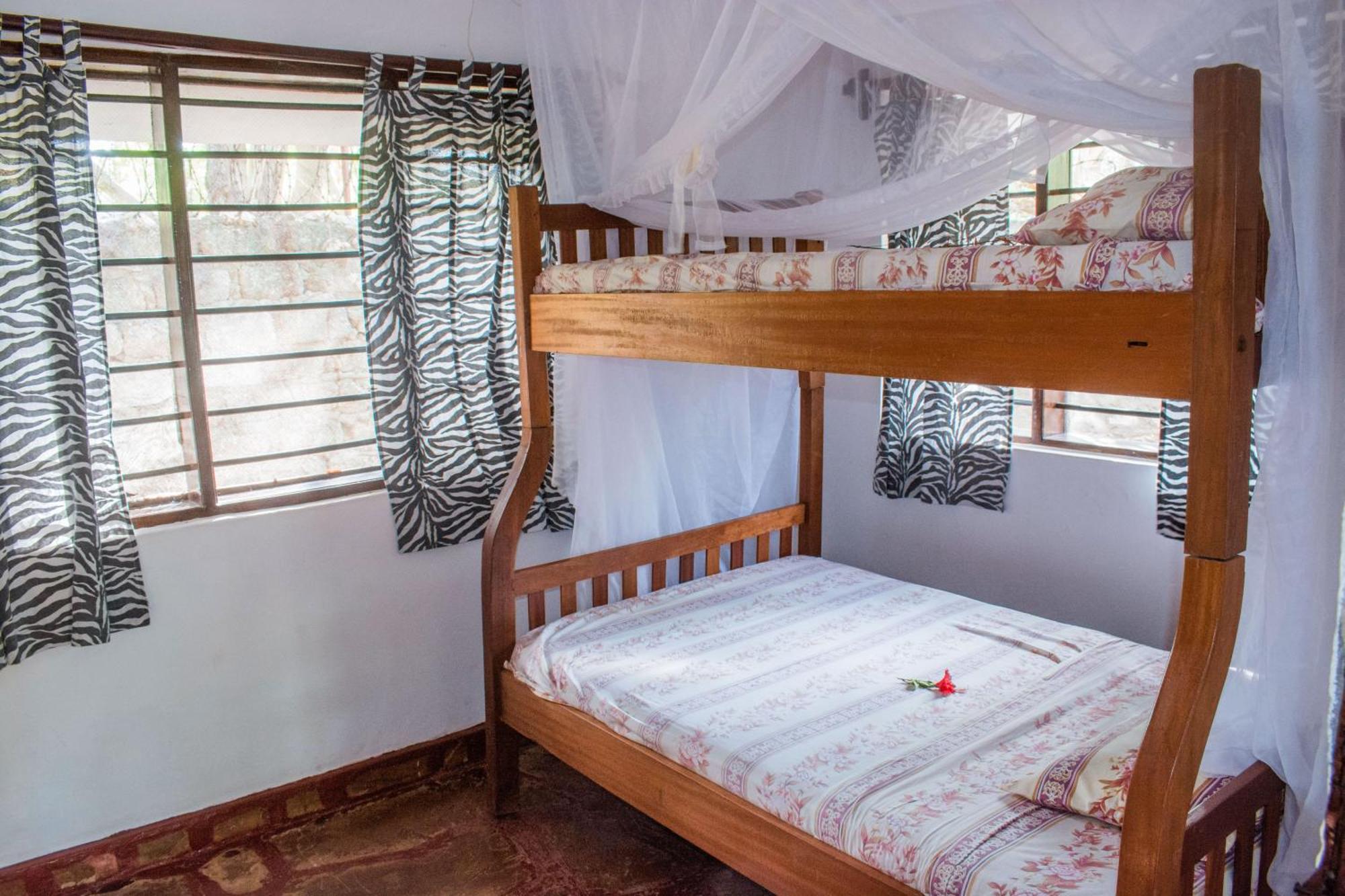شاطئ دياني Kijani Cottages In Diani المظهر الخارجي الصورة