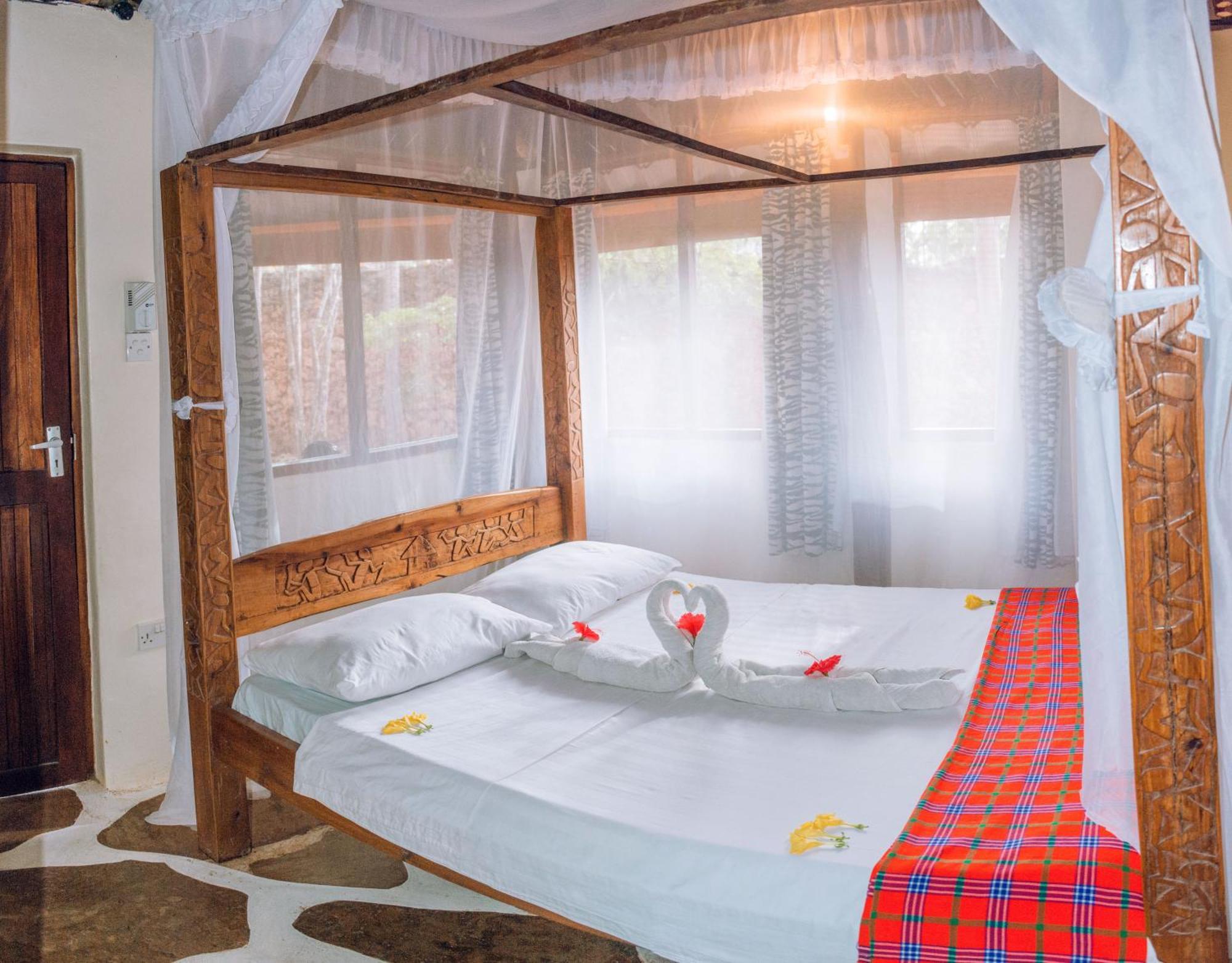 شاطئ دياني Kijani Cottages In Diani المظهر الخارجي الصورة