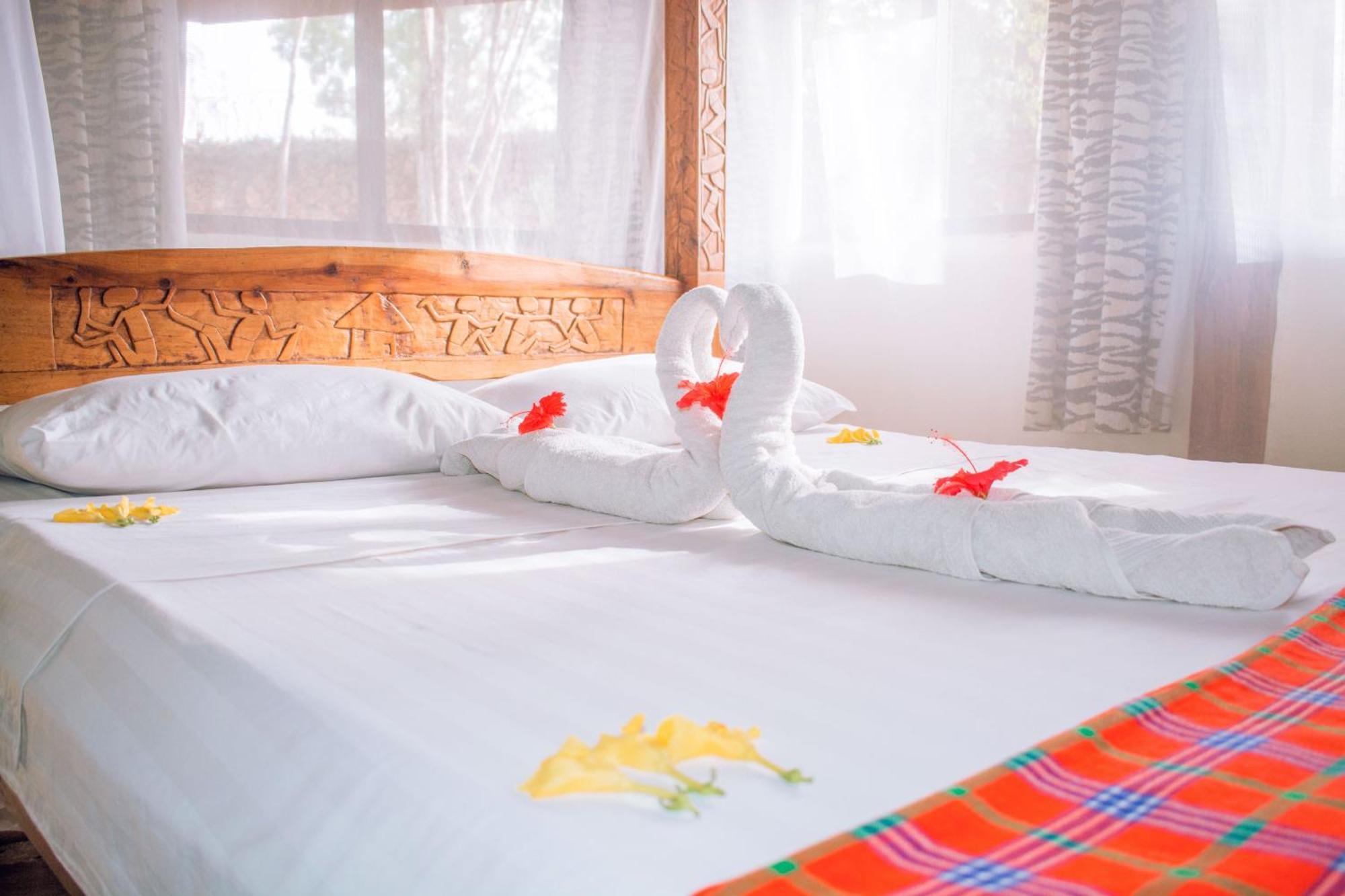 شاطئ دياني Kijani Cottages In Diani المظهر الخارجي الصورة